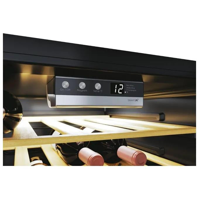 Candy CWC 200 EELW/N Vino Cantina 81 Bottiglie Classe energetica A 12 ripiani in Legno + 1 wine rack Wifi 146 cm Nero