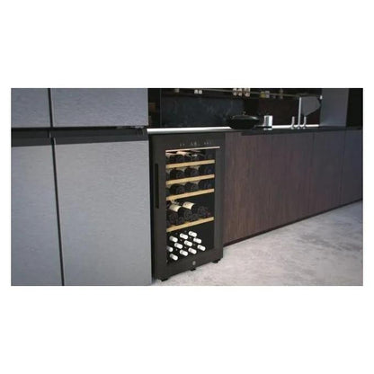 Haier HWS49GA Wine Bank 50 Series 5 Cantinetta Vino 49 Bottiglie Classe energetica F Ripiani 4+1 Sistema luci 3D 50 cm Nero